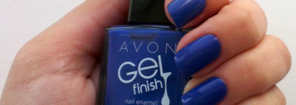 Потрясающий синий Avon Gel Finish Nail Enamel в оттенке Royal Vendetta