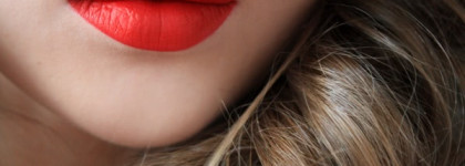 Дерзкий красный от Lime Crime - матовая помада Velvetines в оттенке Red Velvet