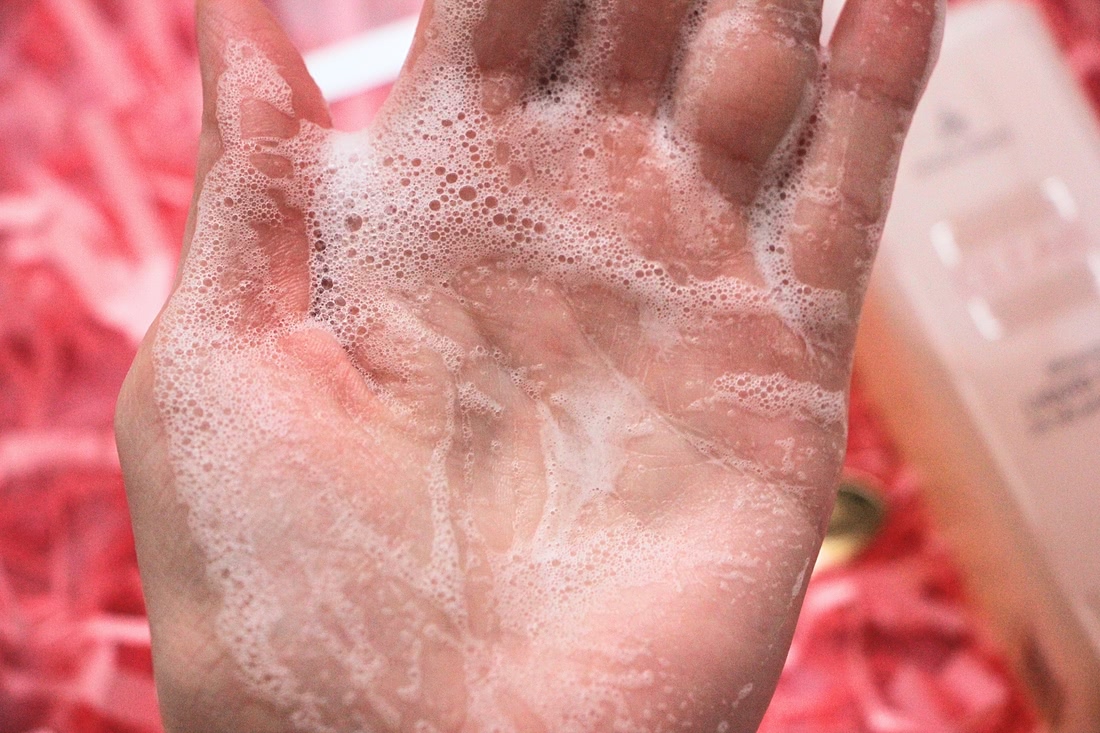 Гигиеническое минеральное мыло для проблемной кожи. Anna Lotan Clear Mineral Liquid Soap