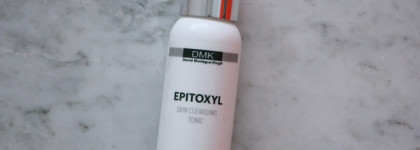 Показываю детокс-эффект на проблемной коже. DMK Danne Montegue King Epitoxyl