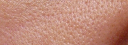 Жёсткое макро с Benefit The PoreFessional PRO balm