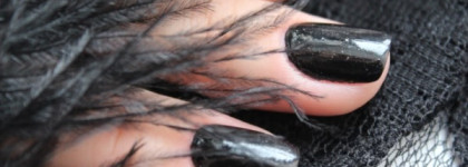 Таинственный звездно-черный Orly - Goth