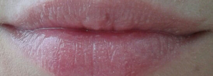 Chanel Levres scintillantes glossimer #148 petit peche и #164 plaisir