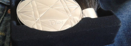 Diorskin Nude Air Healthy Glow Invisible Powder with kabuki brush #030 medium beige