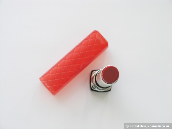 Revlon Colorburst Lip Butter 035 Candy Apple