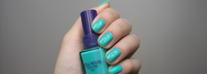 Бирюзовое-бирюзовое море Christina Fitzgerald Nail Polish Doll House Turquoise Sea