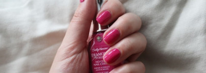 Незаслуженно забытый Sally Hansen Diamond Strength No Chip Nail Color 330 Fuchsia Bling Bling