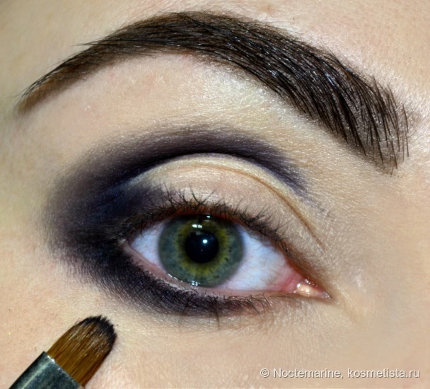 2 макияжа глаз с палеткой Give them nigthmares от Make-up Revolution