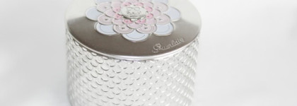 Guerlain Meteorites Perles de Poudre revelatrices de Lumiere 3 medium - моя прелесть. Бонус-видео