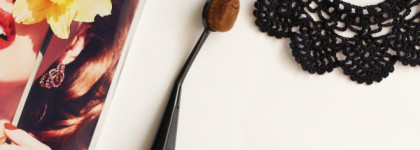 Спасибо Виктории Koffkathecat за знакомство с новинкой. Видео-бонус - макияж лица с помощью одной кисти