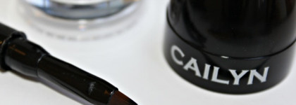 Синяя матовая гладь с Cailyn Gel eyeliner Gel03 Blue