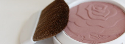 Красивейшие румяна и даже легкий скульптор Mocha Brown от Vov. Находка для "бледнокожих"