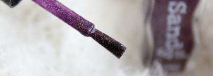 Красивый , но не идеальный Konad Sandy Purple Glitter