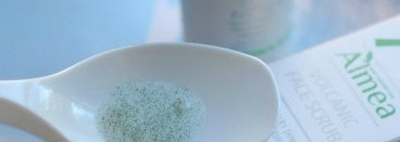 Эффект пролонгированного действия со скрабом Almea Volcanic Face Scrub