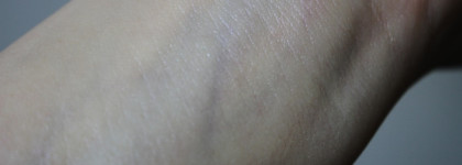 Becca Skin Love Хайлайтер-стик