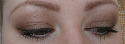 Тени для век Yves Rocher Couleurs Nature Quad Eyeshadow Sumptuous Color в оттенке 06 Brun Incandescent