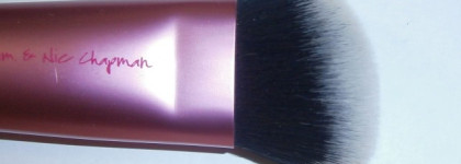 Кисть для скульптурирования Real Techniques Sculpting Brush