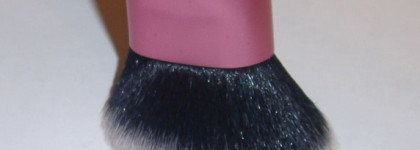 Кисть для скульптурирования Real Techniques Sculpting Brush