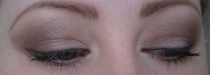 Essence Mono Eyeshadow №09 Get Ready