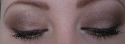 Essence Mono Eyeshadow №09 Get Ready