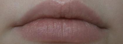 Revlon Super Lustrous Lipstick в оттенке 810 Pink Sizzle