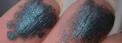 Catrice Liquid Metal Eyeshadow 100 What Do You Sea?