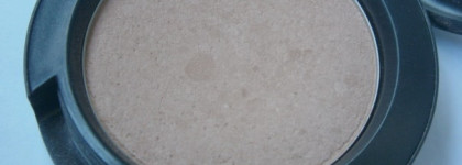 Еще один скульптор для светлокожих - MAC Pro Longwear Blush в оттенке Baby don't go