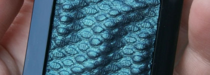 Catrice Liquid Metal Eyeshadow 100 What Do You Sea?