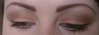 Тени Clarins Mono Couleur Single Eye Colour Long-Lasting в оттенке 11 Sweet Melon