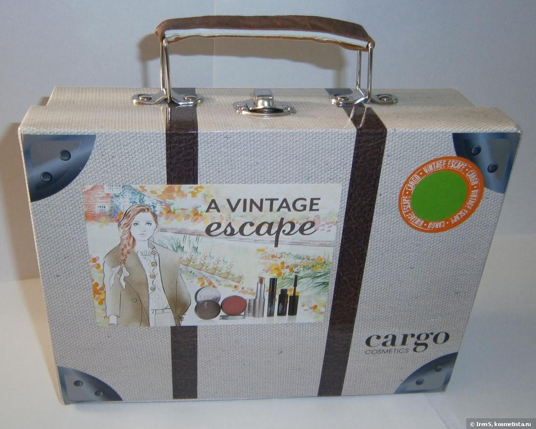 Cargo Vintage Escape Suitcase Kit