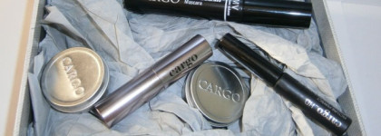 Cargo Vintage Escape Suitcase Kit