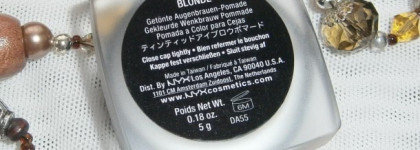 NYX Tame&Frame Tinted Brow Pomade в оттенке №01 Blonde