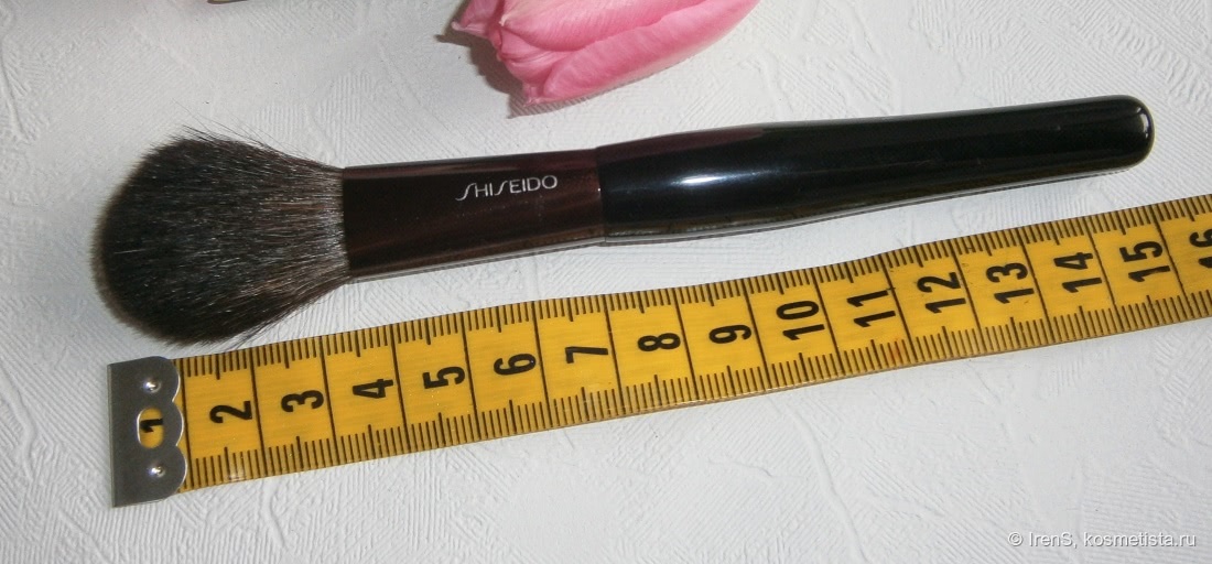 Shiseido кисть для подводки глаз и бровей thumbnail