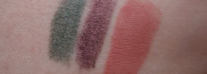 Avon: True Colour Perfectly Matte Lipstick в оттенке Pure Pink и Glimmerstick Diamonds Eye Liner в оттенках Sugar Plum и Emerald Glow