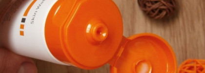 Мягкий пилинг-скатка Skin Watchers Papaya Moisture Exfoliating Gel