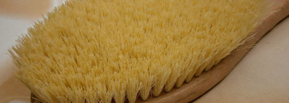 Сладкая парочка от Riche - Body Oil Amaranth и массажная щетка из кактуса и бука