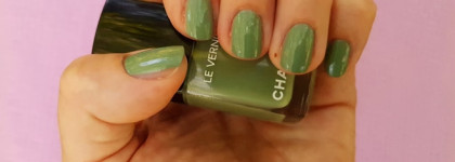 Chanel Le Vernis Longwear Nail Colour 608 Légèreté