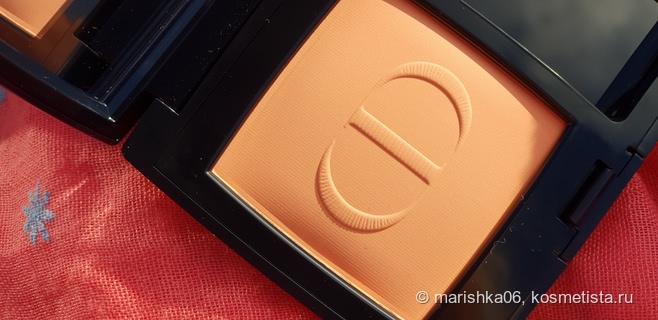 Dior Rouge Blush Couture Colour Long-Wear Powder Blush 136 Delicate Matte