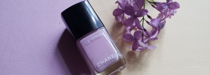 Chanel Le Vernis Longwear Nail Colour 931 Moon Shell