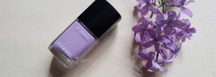 Chanel Le Vernis Longwear Nail Colour 931 Moon Shell