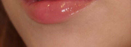 Будь гавайской няшей с Sleek MakeUP Gloss Me Lip gloss #21 Hawaii Honey