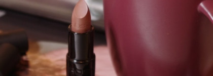 Для любителей сладенького - новые оттенки помад Gosh Velvet Touch Lipstick 011 Matt Nougat, 012 Matt Raisin