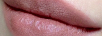 Для любителей сладенького - новые оттенки помад Gosh Velvet Touch Lipstick 011 Matt Nougat, 012 Matt Raisin