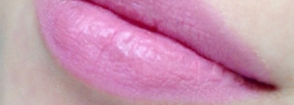 Помады Gosh Velvet Touch Lipstick 009 Matt Sweetness и 010 Matt Smoothie