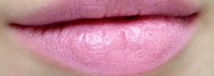 Помады Gosh Velvet Touch Lipstick 009 Matt Sweetness и 010 Matt Smoothie