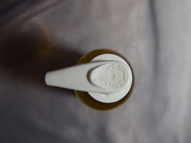 The body shop Camomile silky cleansing oil. Очищающее масло ромашка