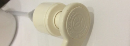 Бархатистое молочко для тела «Малазийский Кокос» Yves Rocher Les Plaisirs Nature