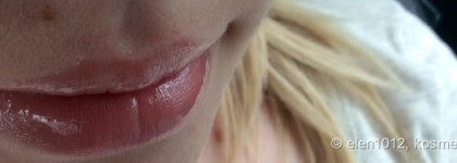Водная гладь на губах с блеском для губ Catrice Shine Appeal Fluid Lipstick 080 Rose, Would You...?