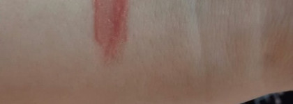 Блеск на каждый день. Guerlain Gloss D’Enfer Maxi Shine Intense Colour & Shine Bare Lip Sensation 463 La Petite Robe Noire