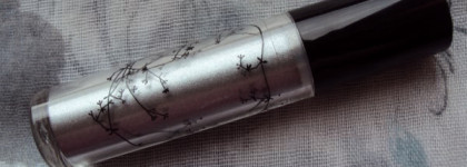 Мое знакомство с маркой Rouge Bunny Rouge. Блеск-пыльца для век Loose Glitter Pigment в оттенке Night Wind Sailing (Под парусом луны)